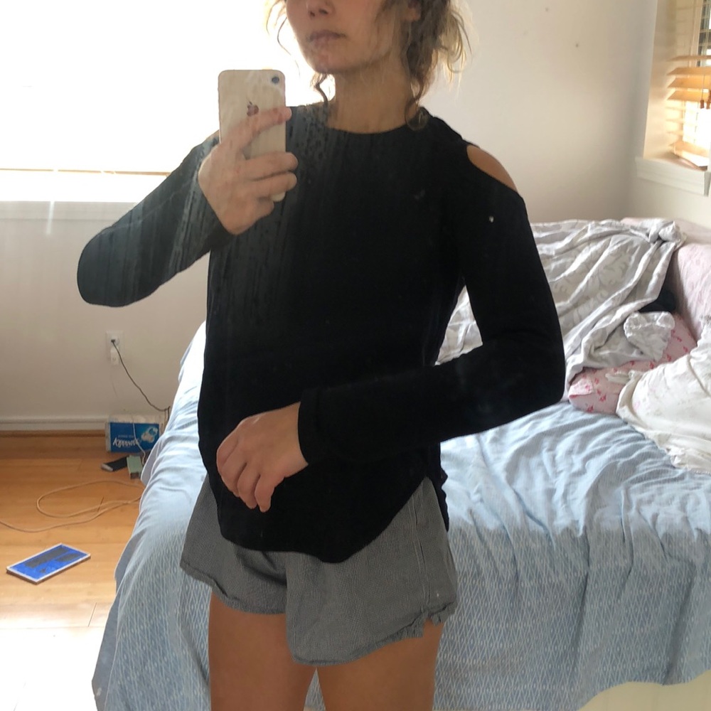 Black top with shoulder holes
